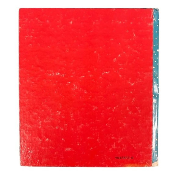 The Missing Christmas Present Plain and Peanut M&M's Children’s Book - Picture 3 of 8